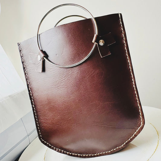 U-Shaped Leather Purse