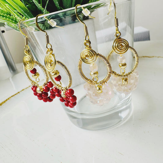 Sculpted Elegance: Wire Dangle Earrings