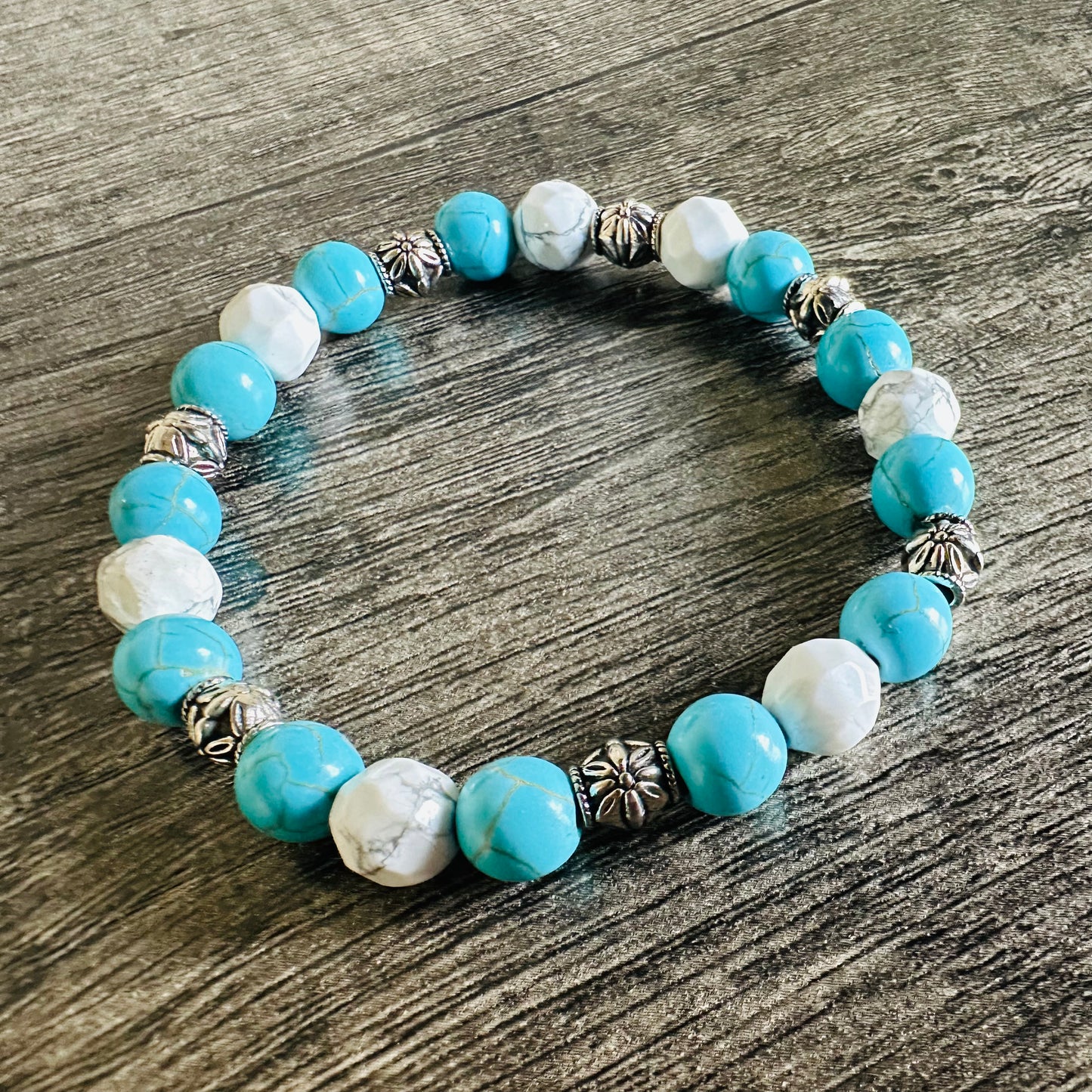 Serene Waters: White and Turquoise Howlite Bracelet - Roxiem Jewelry, LLC