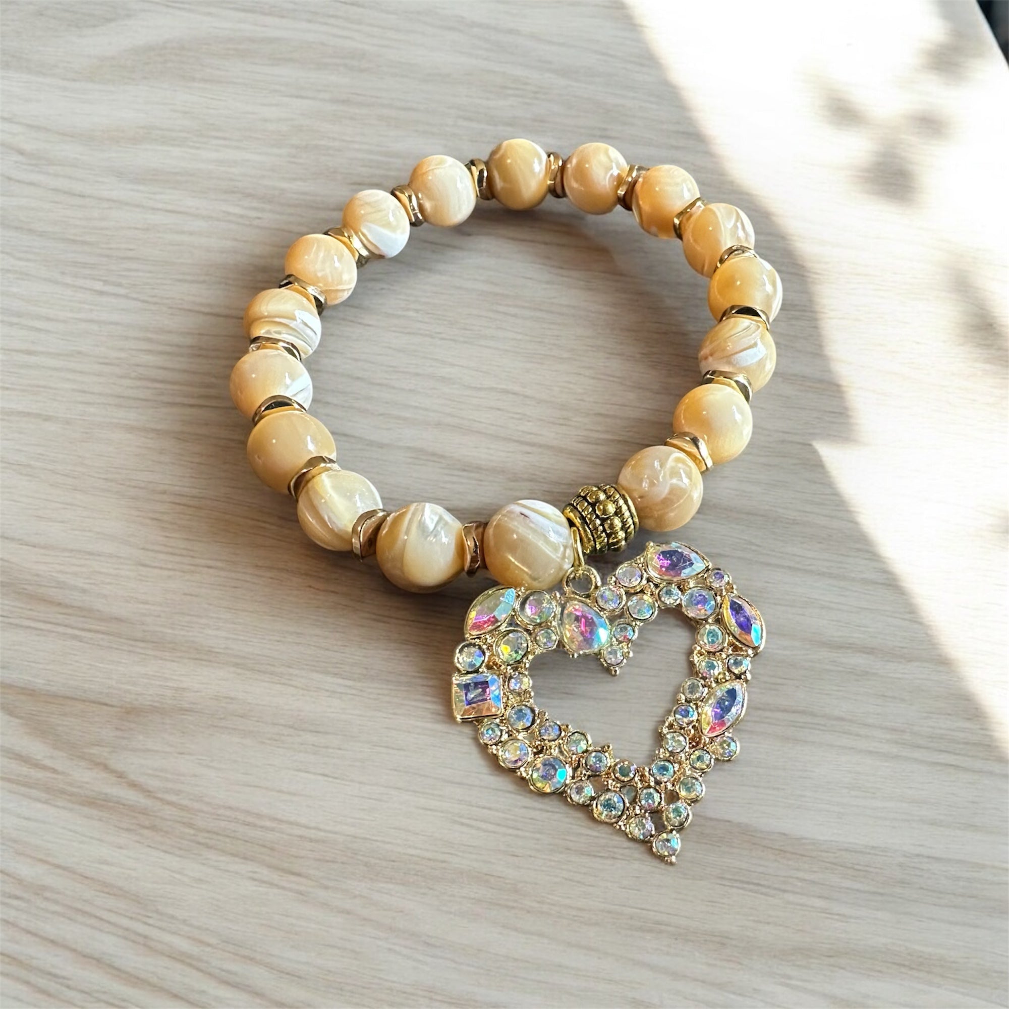 Nacre Dreams Bracelet