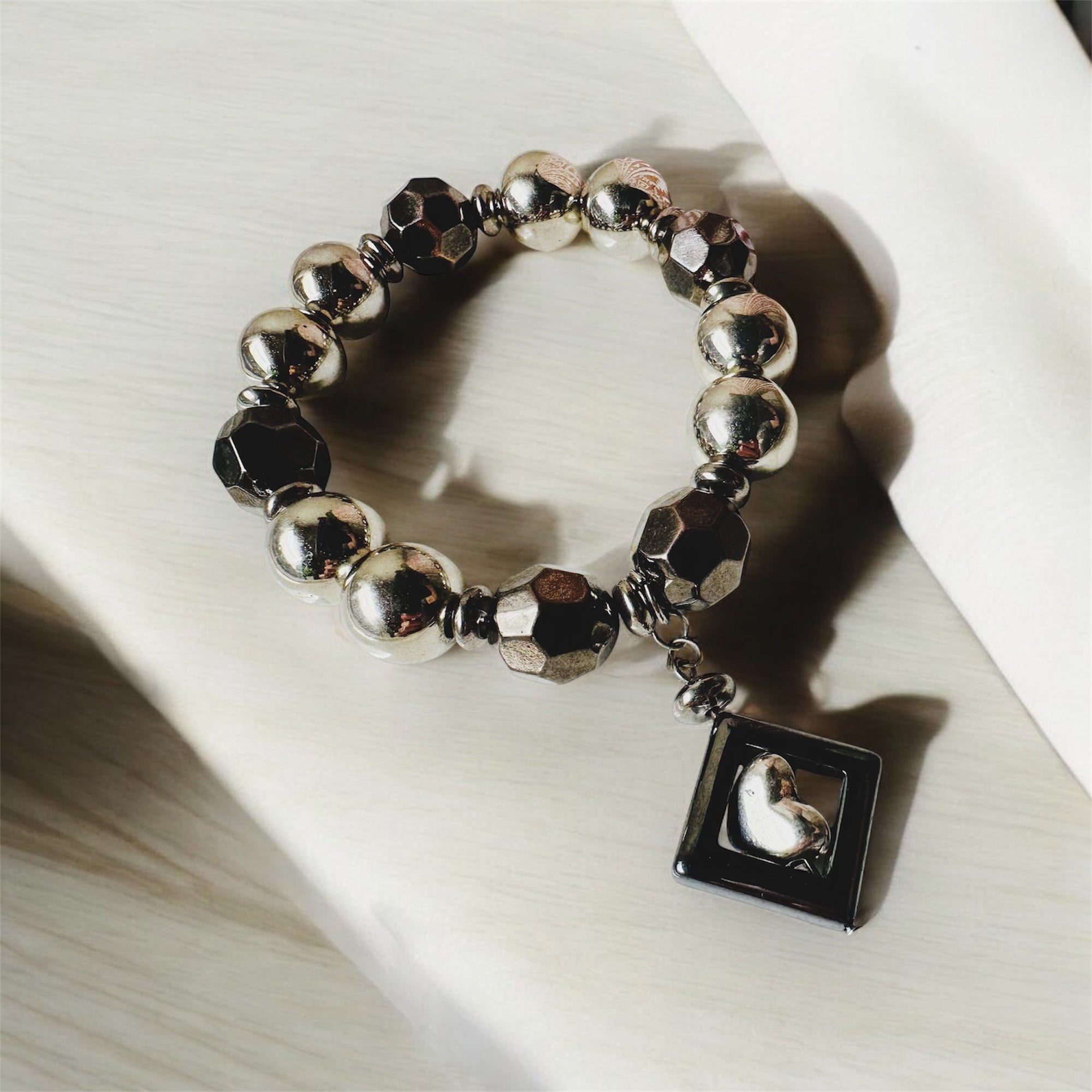 Classic Essence Bracelet